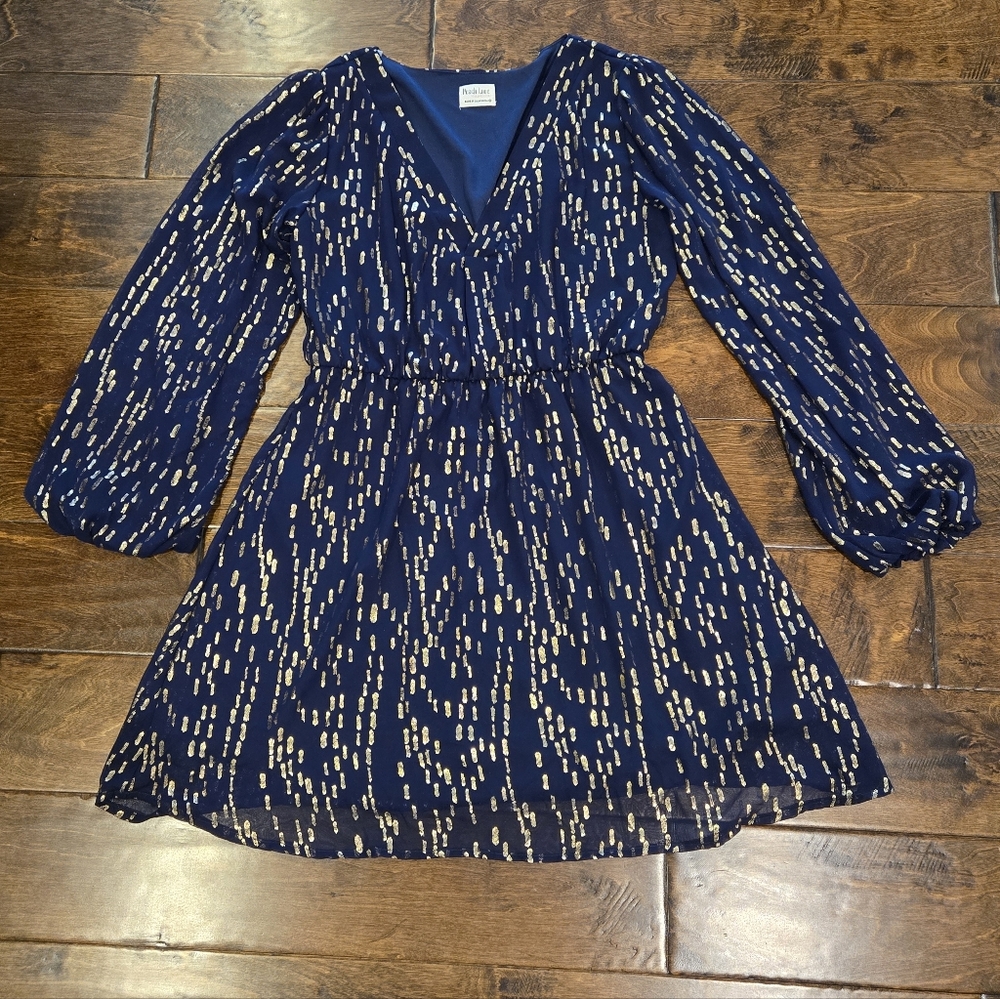 NWOT Peach Love California Dress Size M Navy And Gold
